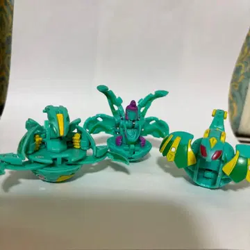 바쿠간 피규어 3체 세트