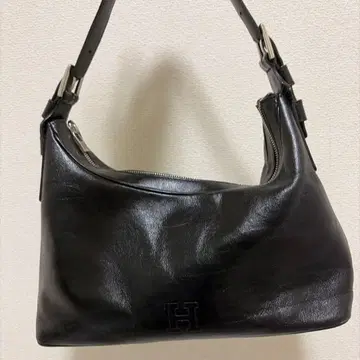 HIROFU 원숄더백 하프문 올 가죽 H 로고