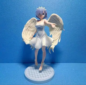 렘 천사 피규어