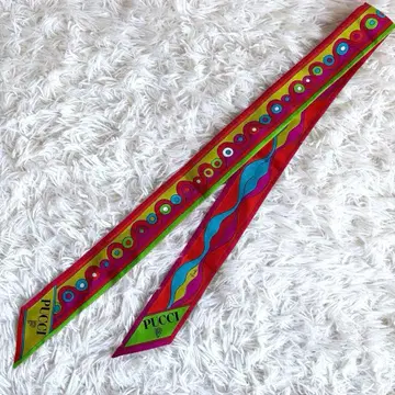 현행 새상품급 Emilio Pucci 푸치 실크 스카프