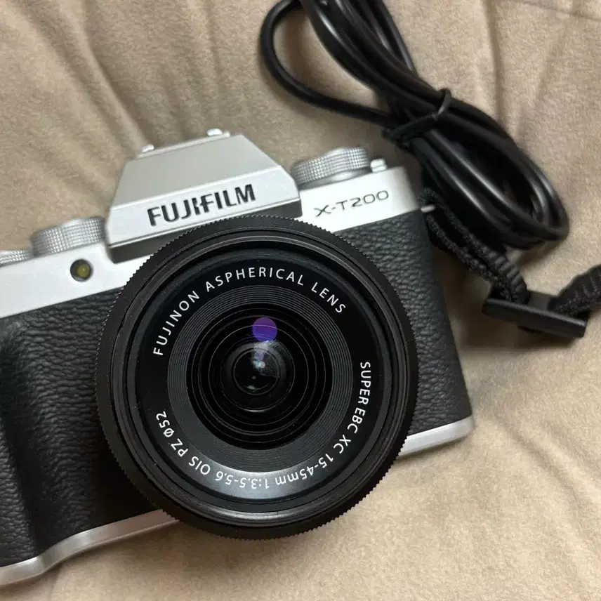 후지필름 xt200 실버 + 기본번들렌즈 풀박스