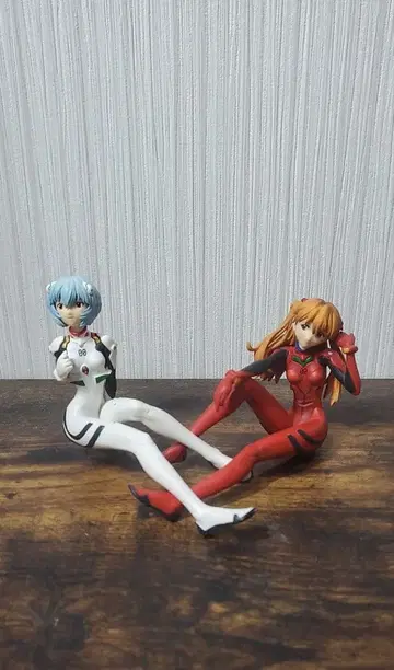에반게리온 피규어 레이 아스카 2체 세트