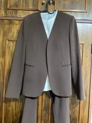 Theory 브라운 노카라 수트 셋업 상하의