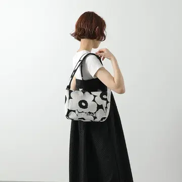 미사용 마리메꼬 니트 숄더백 우니코 토트백 모노톤