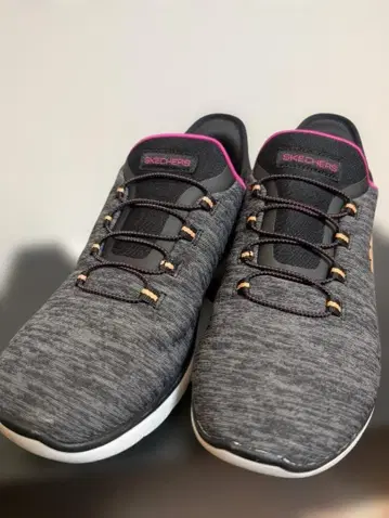 SKECHERS 그레이/핑크 스니커즈 23.5cm