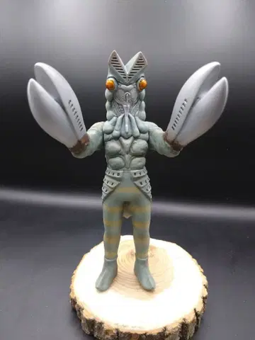 [ 재도색 ] 반다이 소프트 비닐 발탄 성인