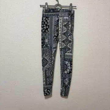 에스닉 패널 무늬 모노톤 레깅스 팬츠 여성용 M 상당