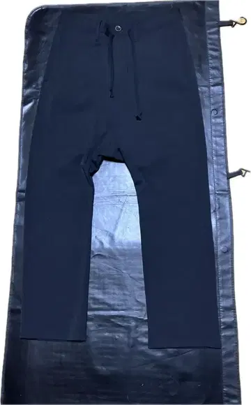 HYDE 착용 LGB 사루엘 팬츠 루그랑블루 HYDE