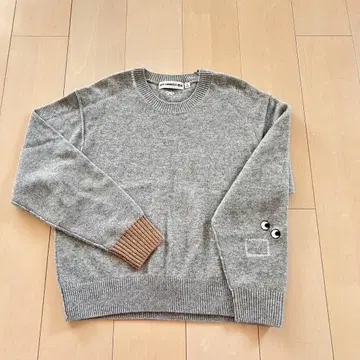 UNIQLO 안야 힌드마치 프리미엄 라무 크루넥 스웨터 M