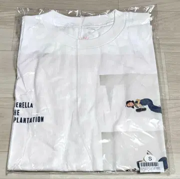 모모이로 클로버Z 모모타 카나코 레귤러 실루엣 티셔츠 S 사이즈 새상품