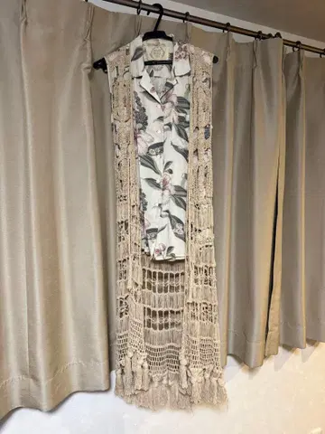 goa 플라워 프린트 셔츠와 마크라메 베스트 세트