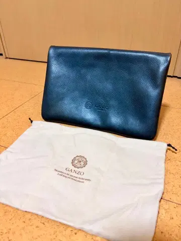 GANZO 사켓2 클러치백(S) 네이비 상태 양호