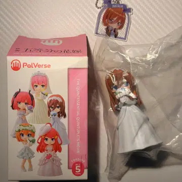 5등분의 신부 나카노 미쿠 PalVerse 피규어 & 아크링 키링 세트
