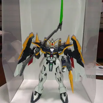 MG 건담 데스사이즈 EW 루셋 장비