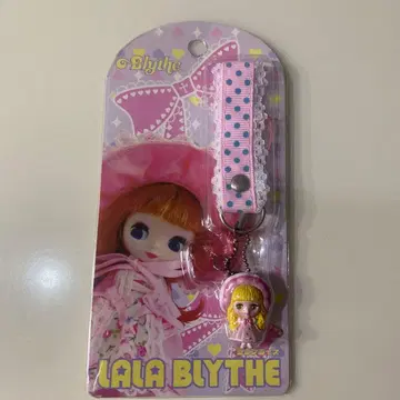 라라브라이스 스트랩 키링 타티안나 블랙 레어 브라이스