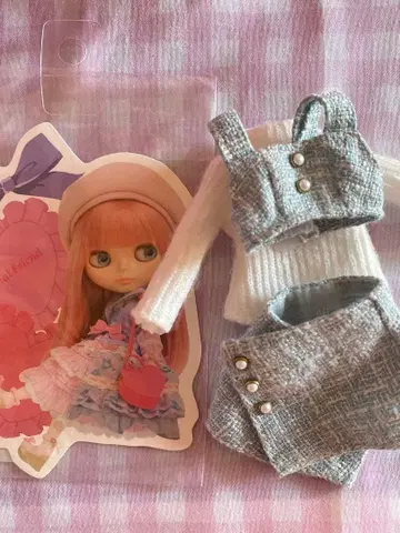 네오 브라이스 아웃핏 엽서