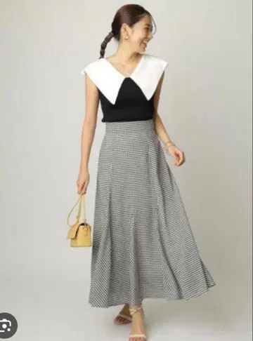 저스길리티 바닥 플레어 에어리 스커트 깅엄 체크