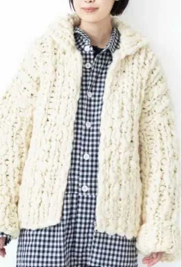 오버 사이즈 니트 가디건 베리떼꾸르 veritecoeur