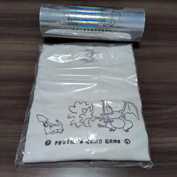 PUBLIC TOKYO YU NAGABA 피카츄 & 리자몽 TEE