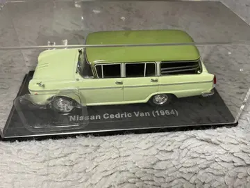 [ 1/43 ] 캐딜락 밴 미니카 그린 케이스 포함 미국차