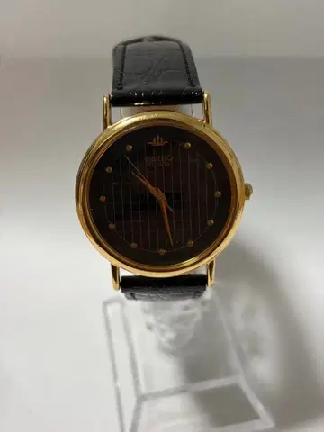 세이코 SEIKO 쿼츠 1992년 제조 7N01-8A10