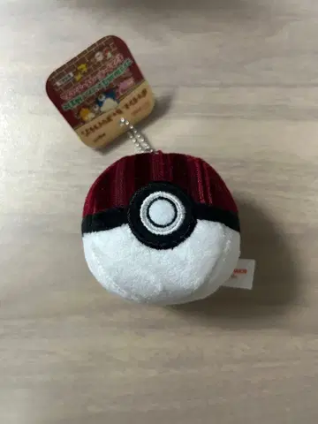 포켓몬 몬스터볼 키링 코메다 커피 소파 패턴 원단 마스코트