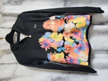 Rady 트로피컬 플라워 셋업 블랙 거의 미사용 새상품급