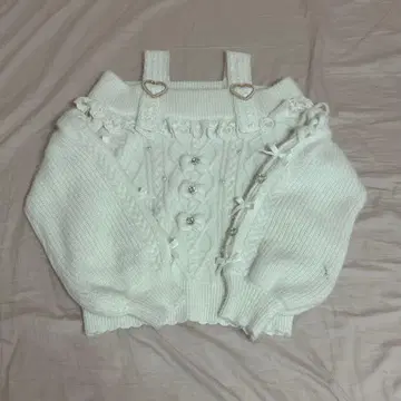 LIZLISA 리즈리사 오프숄더 페더 니트탑 화이트