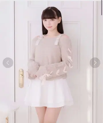 Palelfy 오프숄더 샤기 니트 지뢰계 니트