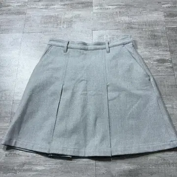 2023 모델 MUNSINGWEAR 맨싱 스트레치 플리츠 스커트