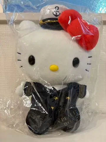 피스보트 선장 헬로키티