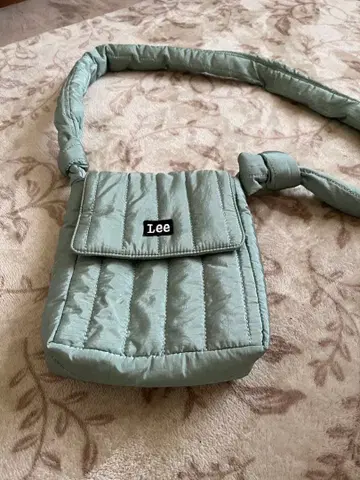 Lee 민트 그린 숄더백