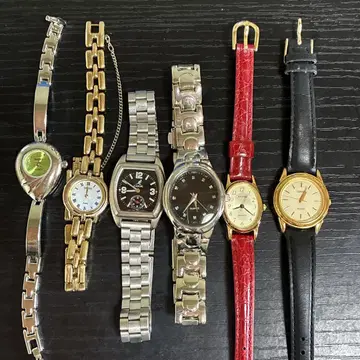 여성용 손목시계 6개 묶음 판매 작동 미확인 정크