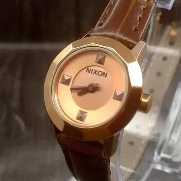 NIXON 손목시계