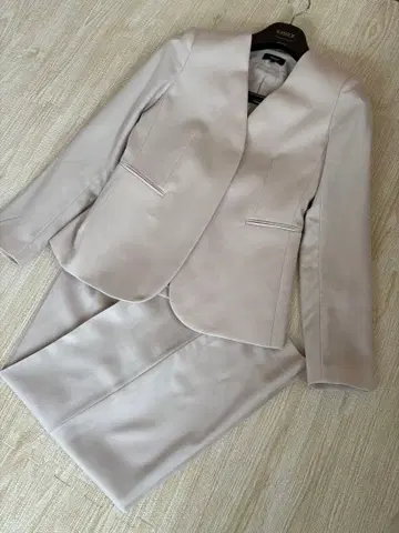 띠어리 그레이지 계열 수트 셋업 사이즈 M