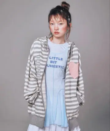 YOUHEE youhee 후드티 그레이 IVE 레이 착용