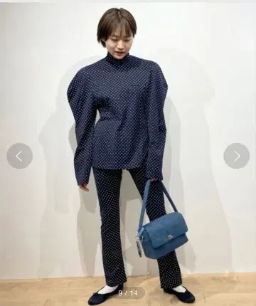 DOT FLARE PANTS 도트 플레어 팬츠 holiday