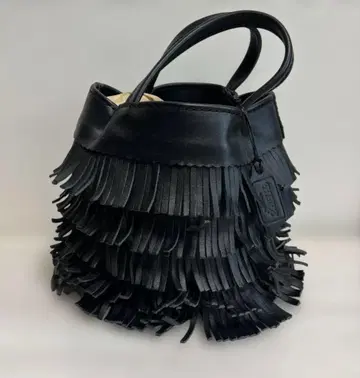 4/19까지 가격 인하 새상품 HERZ 프린지 토트(FR-2201) 블랙