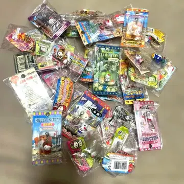 [레어템] 지역 한정 키티 참 끈 스트랩 묶음 판매