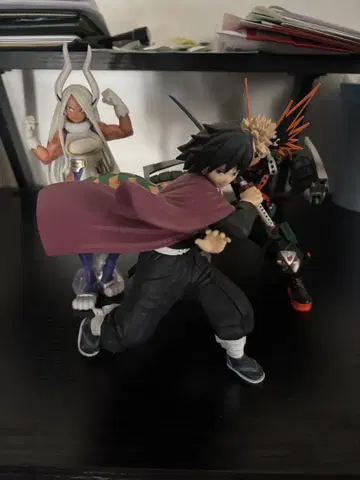 미르코 바쿠고 카츠키 토미오카 기유 피규어 세트