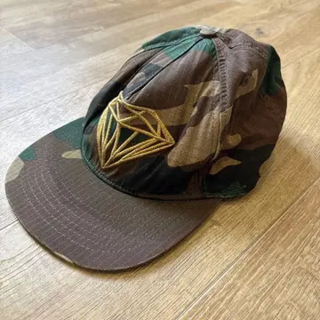 카모플라쥬 다이아몬드 자수 캡