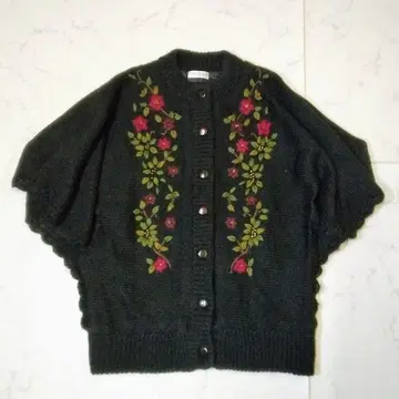 레트로 꽃 자수 모헤어 혼방 니트 가디건 싸개 단추 블랙