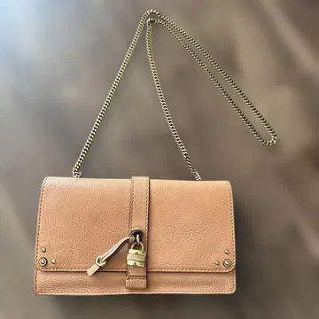 끌로에 체인 지갑