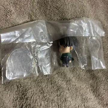 진격의 거인 리바이 캡슐 피규어 컬렉션