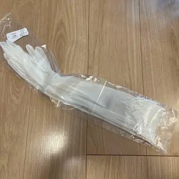 화이트 레이스 새틴 롱 그로브