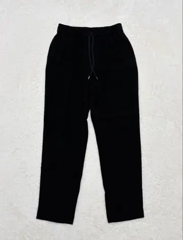 비어즐리 beardsley 조젯 트랙 팬츠 블랙