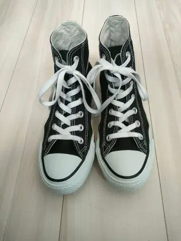 올스타 컨버스 블랙 하이컷 스니커즈 24cm