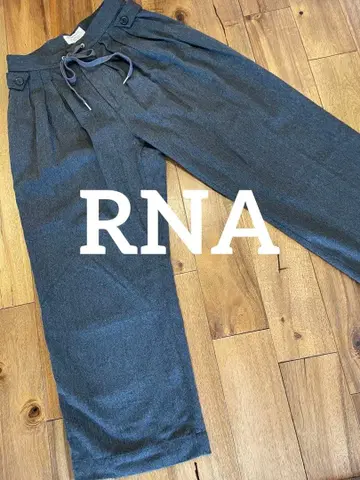 RNA 사이드 벨트 턱 팬츠