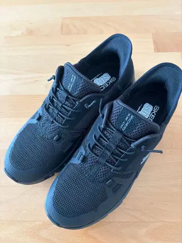 스케쳐스 스니커즈 미사용