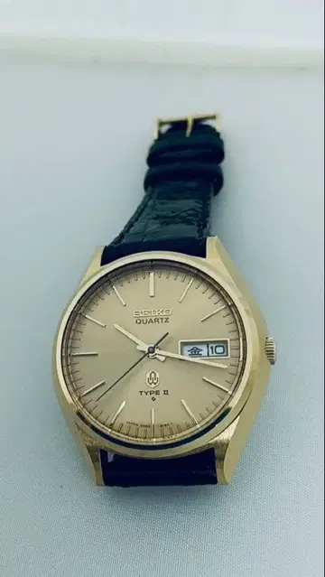 SEIKO TYPE II 쿼츠 손목시계